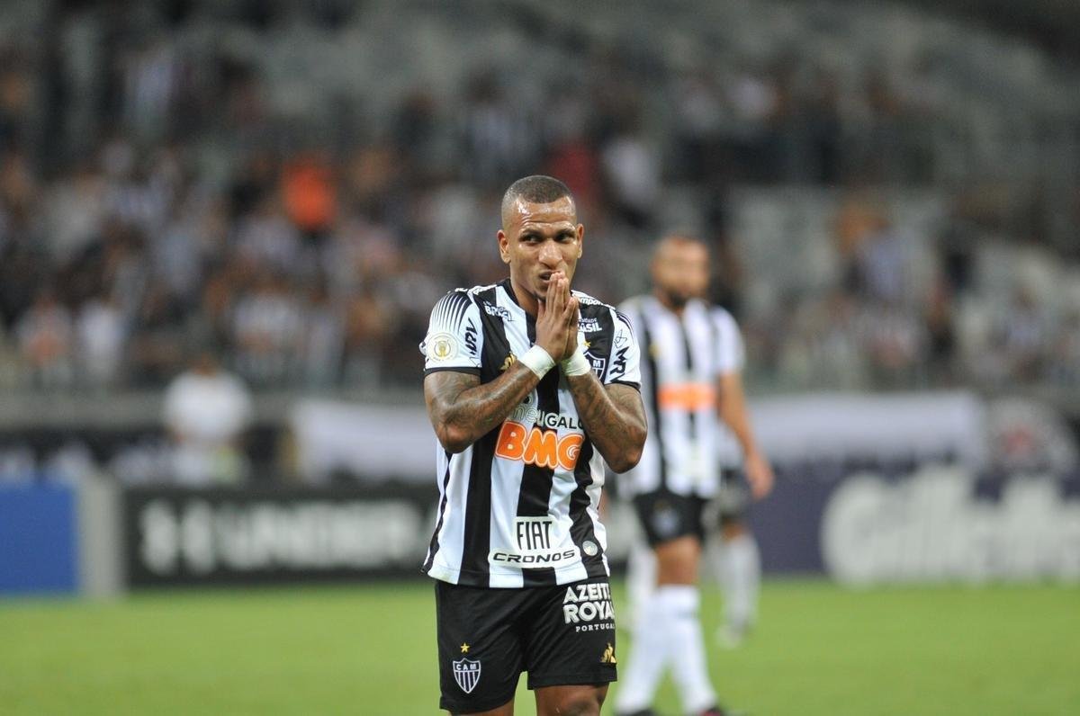 Atltico enfrentou o Gois em jogo do Campeonato Brasileiro 