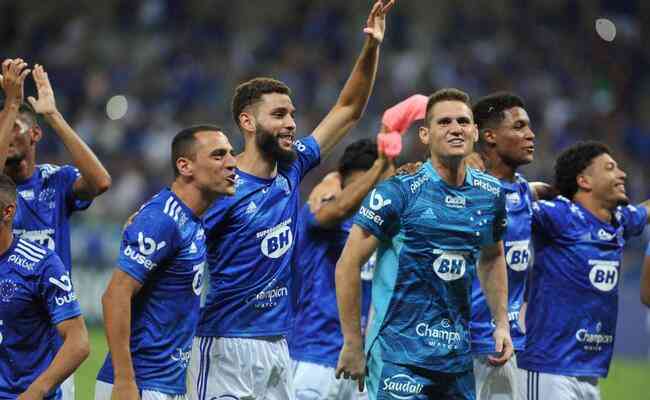 Rafael Cabral festeja classificao do Cruzeiro  final do Mineiro