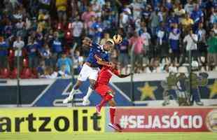 Imagens do jogo entre Cruzeiro e Internacional, na Arena do Jacar, pelo Brasileiro