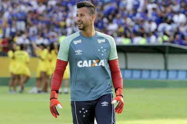 Imagens do jogo entre Tombense x Cruzeiro, pela 4 rodada do Estadual, no Ipatingo
