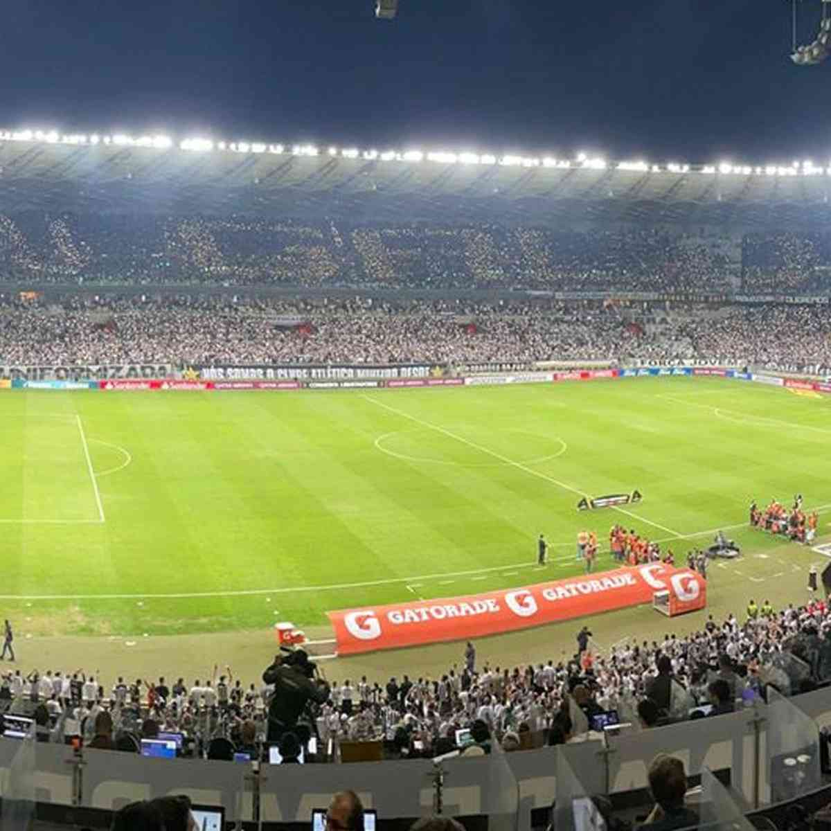Botafogo faz promoção e espera casa cheia contra o Galo na Copa do Brasil