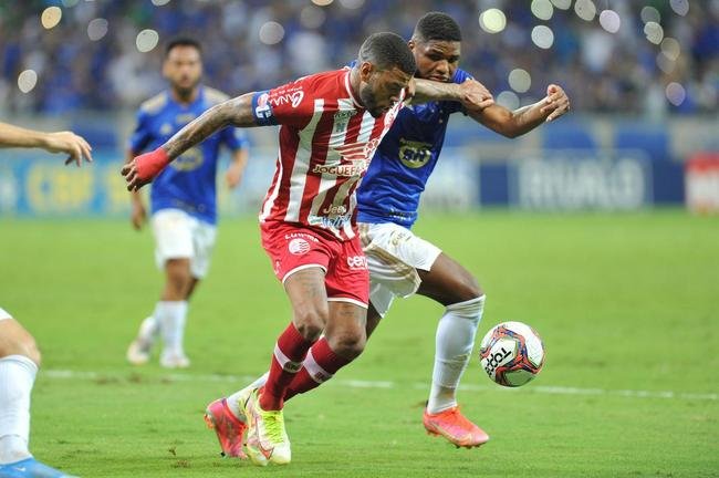 Fotos do jogo entre Cruzeiro e Nutico, no Mineiro, que marcou as despedidas de Rafael Sobis e Ariel Cabra.