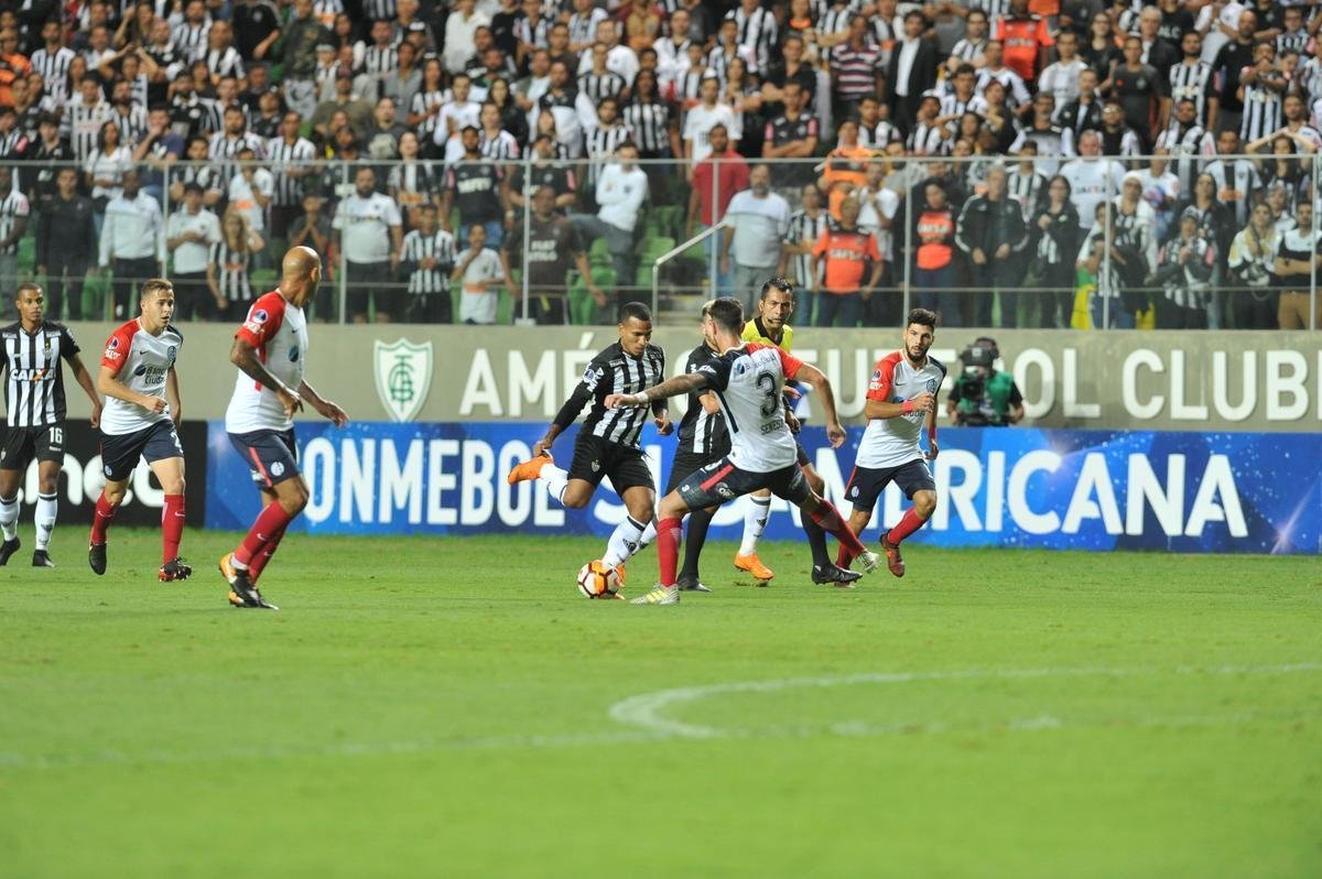 Partida foi disputada no Independncia, nessa noite de tera-feira