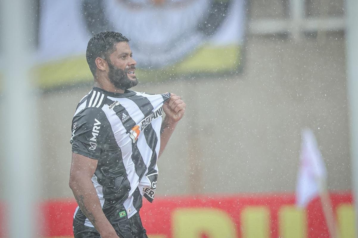 Tombense x Atltico: fotos do jogo pelo Campeonato Mineiro