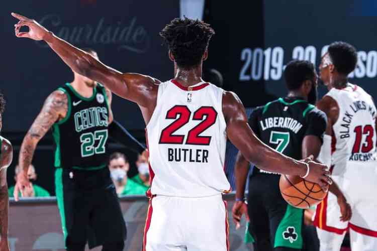 Com jogadores em bolha na Disney, NBA volta hoje (30)