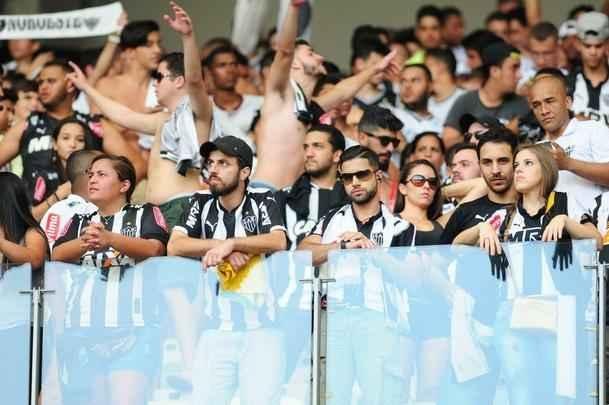 Torcedores do Atltico no Mineiro durante o clssico contra o Cruzeiro pela 26 rodada do Brasileiro