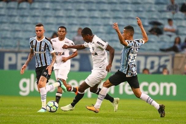 Grêmio jogou melhor e conseguiu vitória por 2 a 0 sobre o Atlético na Arena, em Porto Alegre, pela 13ª rodada do Campeonato Brasileiro