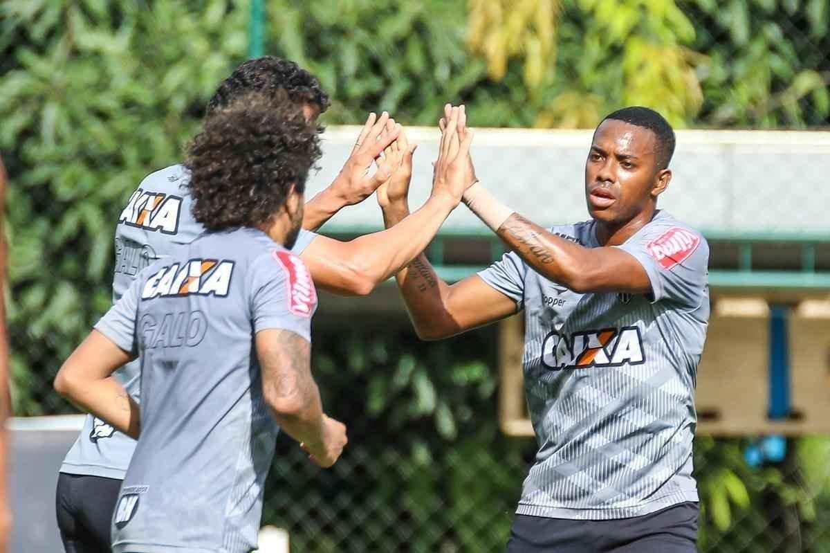 Com gols de Fred e Carlos Csar, Atltico vence jogo-treino contra Guarani de Divinpolis, na Cidade do Galo, por 2 a 0