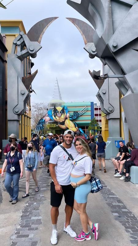 Atacante Hulk passa frias com a famlia