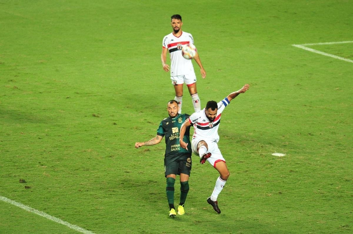 Amrica e Botafogo-SP se enfrentaram no Independncia, pela 35 rodada da Srie B