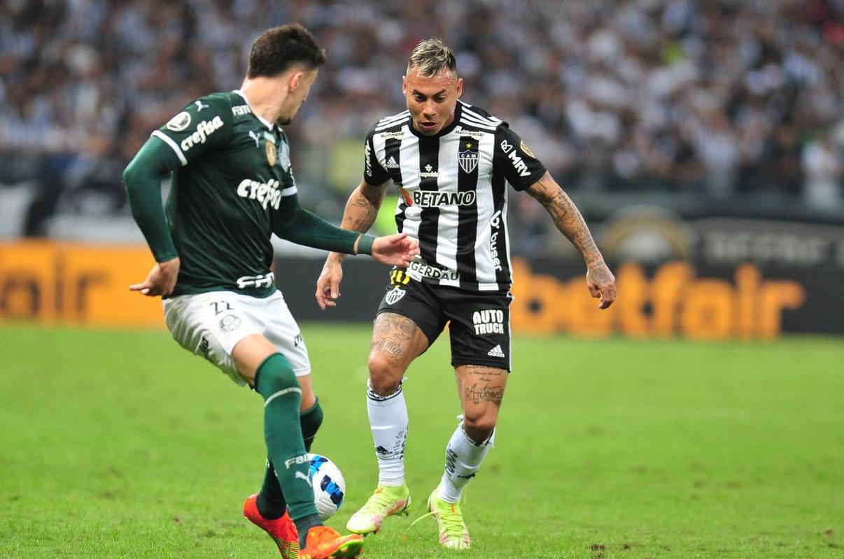 Fotos do jogo de ida das quartas de final da Copa Libertadores, entre Atltico e Palmeiras, no Mineiro