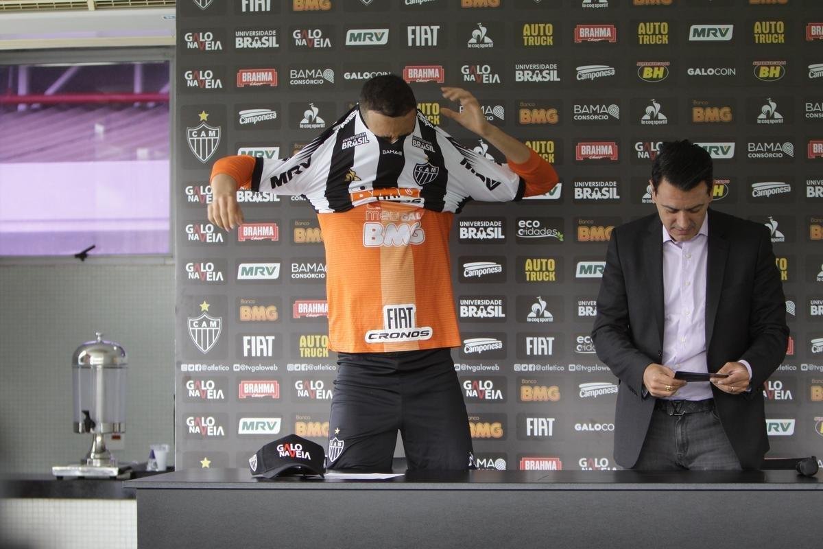 Jogador argentino  uma aposta do Galo para o ataque