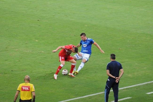 Fotos do jogo entre Cruzeiro e CRB, no Mineiro, em Belo Horizonte, pela 11 rodada da Srie B do Brasileiro