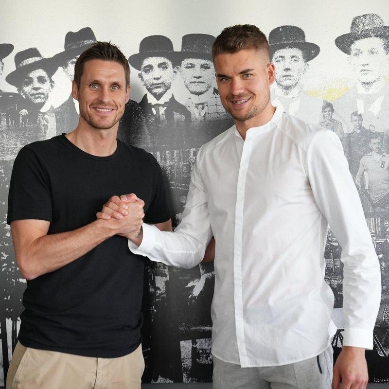 Borussia Dortmund: goleiro Marcel Lotka (ex-Jahn Regensburg)