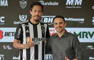 Zagueiro uruguaio Mauricio Lemos, de 27 anos, foi apresentado como reforo do Atltico nesta sexta-feira (17/2), na Cidade do Galo.