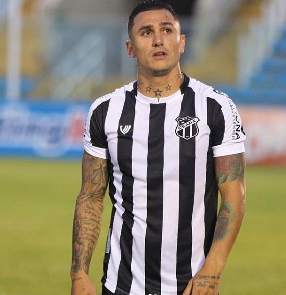 Vincius - O meia rescindiu com o Atltico para acertar um vnculo de dois anos com o Cear. Depois de comear o ano na reserva, Vina assumiu a titularidade da equipe e no saiu mais do time. Em 12 partidas na temporada (nove como titular), fez trs gols e deu seis assistncias.