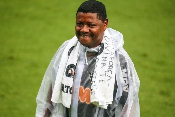 Atltico fez o ltimo treinamento antes da viagem a Montevidu, capital do Uruguai. Na quarta-feira, s 21h30, time enfrenta o Defensor pela terceira fase da Copa Libertadores