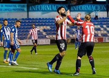 Time basco não deu chance para zebra e eliminou o Alcoyano