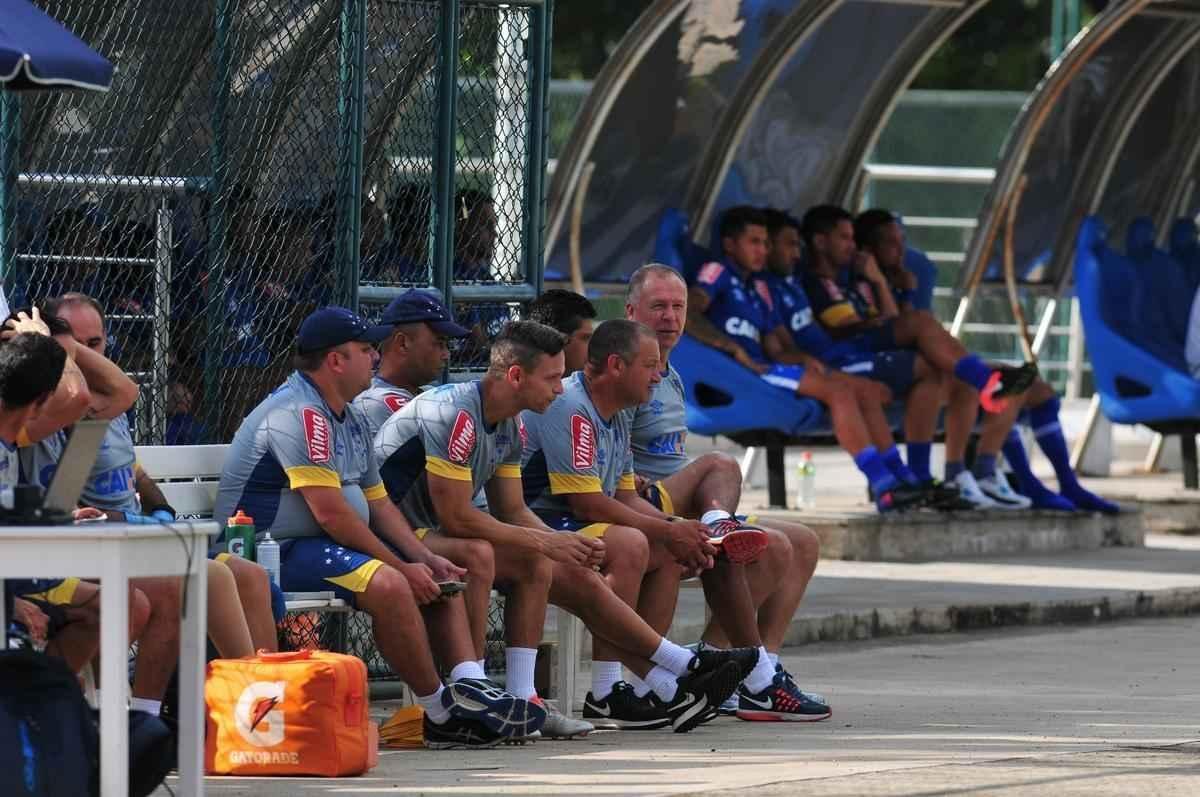 Em ltimo teste antes da estreia oficial, Cruzeiro faz 8 a 2 contra o Braslia