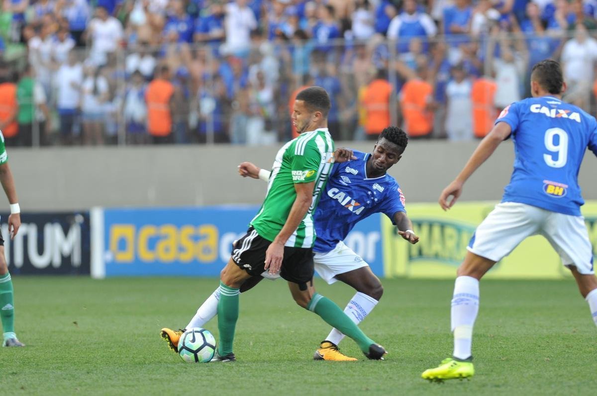 Imagens do jogo entre Cruzeiro e Coritiba, no Independncia, pela final do Campeonato Brasileiro Sub-20
