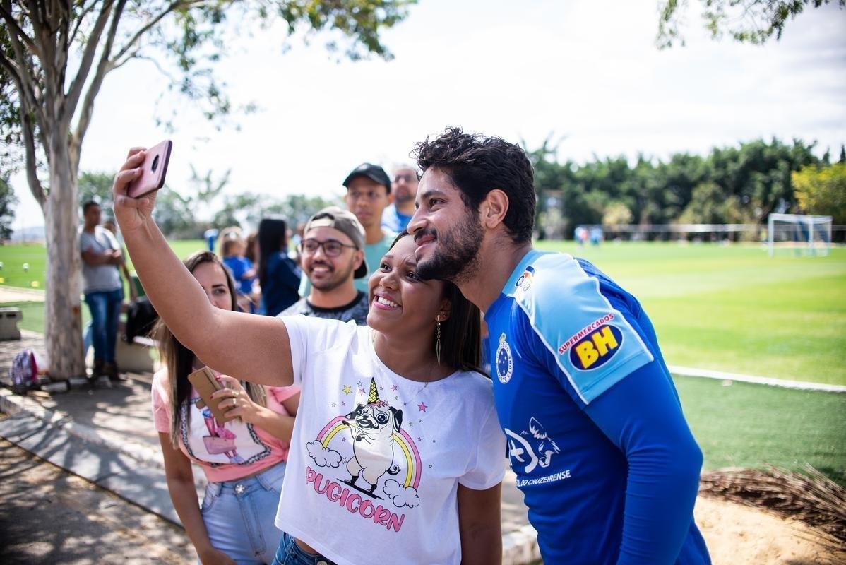 Cruzeiro treinou neste sbado na Toca da Raposa II e concluiu preparao para jogo com o Grmio, neste domingo, s 11h, no Independncia, pela 18 rodada do Brasileiro