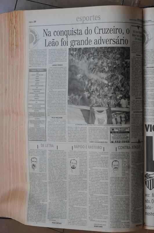 Recorde de pblico no Mineiro: pginas do jornal Dirio da Tarde sobre Cruzeiro 1x0 Villa Nova, em 1997. Estdio recebeu 132.834 pessoas na deciso do Campeonato Mineiro