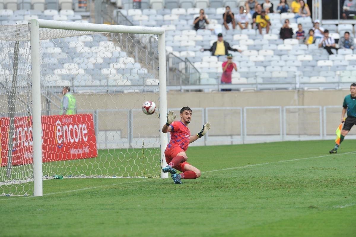 Fotos do 'Game of Dreams', jogo festivo dos Amigos do Ronaldinho contra os Amigos do Penta