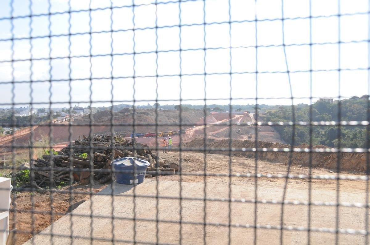 17/07/2020 - Novas fotos da obra de construo da Arena MRV, do Atltico, no bairro Califrnia, em Belo Horizonte. J se passaram 88 dias desde o incio das obras do estdio, ainda em etapa de terraplanagem