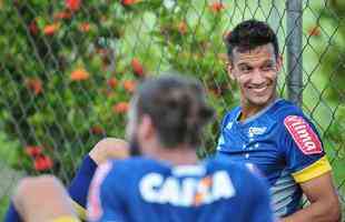 Imagens do ltimo treino do Cruzeiro antes do duelo contra o So Francisco-PA