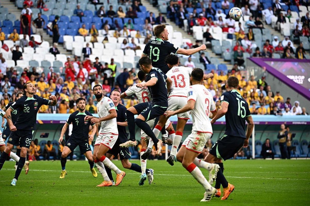 Fotos do jogo entre Tunsia e Austrlia, no Estdio Al Janoub, pela segunda rodada do Grupo D da Copa do Mundo do Catar