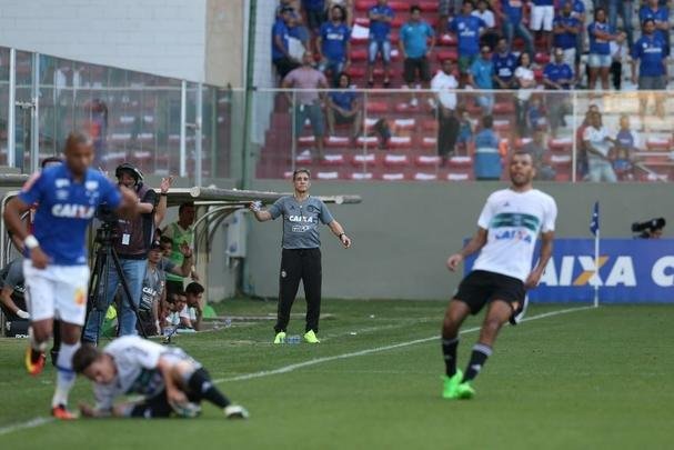 Fotos do jogo entre Cruzeiro e Coritiba, no Independncia, pela 20 rodada da Srie A (Edsio Ferreira/EM D.A Press)