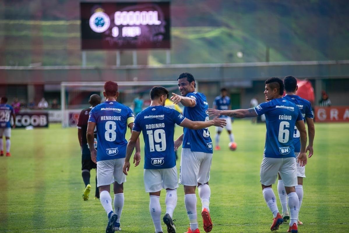 Fotos do jogo entre Tupi e Cruzeiro, em Juiz de Fora, pela dcima rodada do Campeonato Mineiro
