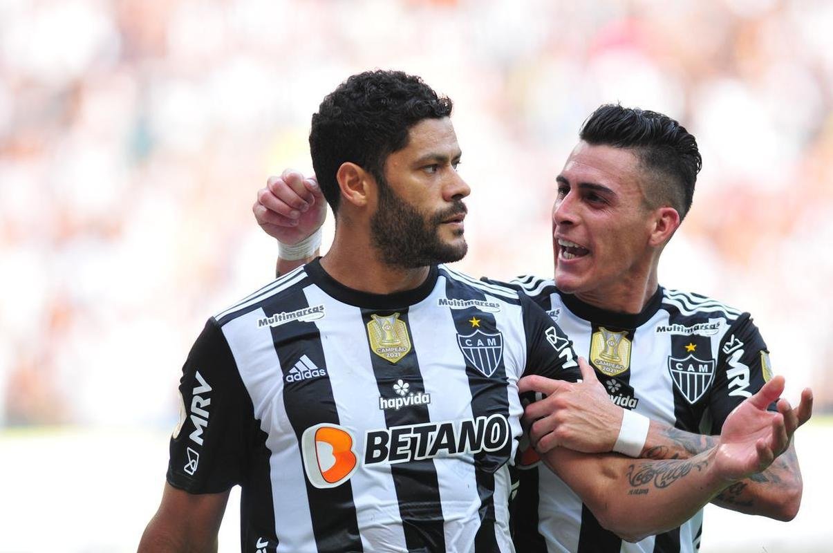 Fotos do gol de Hulk, do Atltico, sobre o Fluminense, no Mineiro, pela 29 rodada do Campeonato Brasileiro