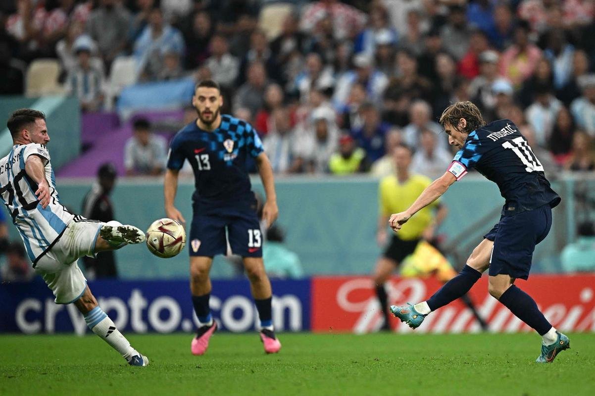 Fotos da vitria da Argentina por 3 a 0 sobre a Crocia no estdio Lusail, pela Copa do Mundo do Catar