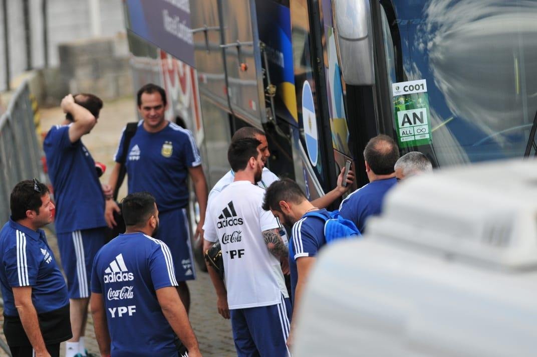 Jogadores deixam Independência após treino