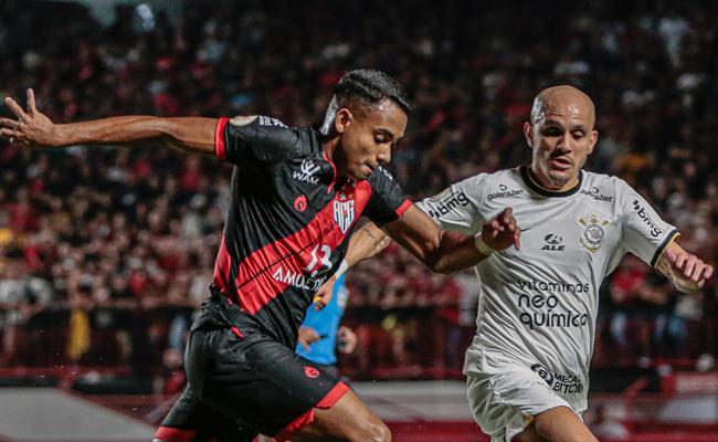 Atlético Goianiense e Corinthians se enfrentam nas quartas de final da Copa do Brasil