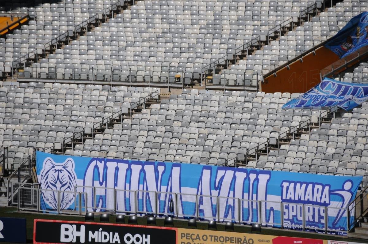 Cruzeiro enfrentou a URT, pela 10 rodada do Estadual