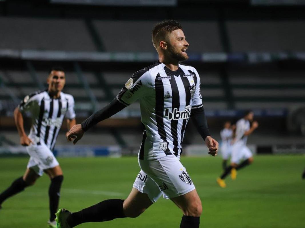 Eduardo Sasha - atacante