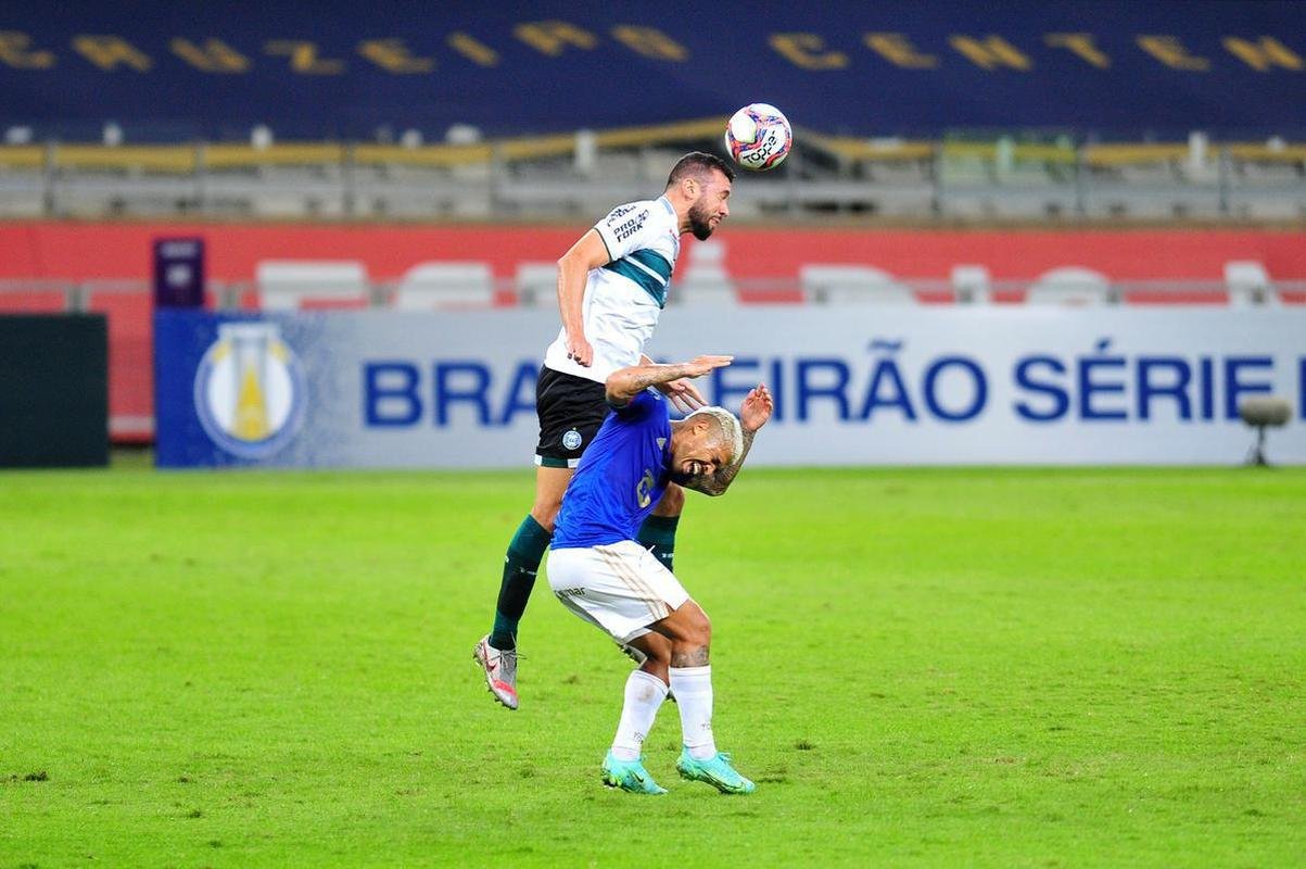 Fotos do jogo entre Cruzeiro e Coritiba, no Mineiro, em Belo Horizonte, pela 10 rodada da Srie B do Campeonato Brasileiro de 2021