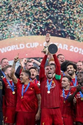 Premiao e festa do Liverpool, campeo mundial sobre o Flamengo