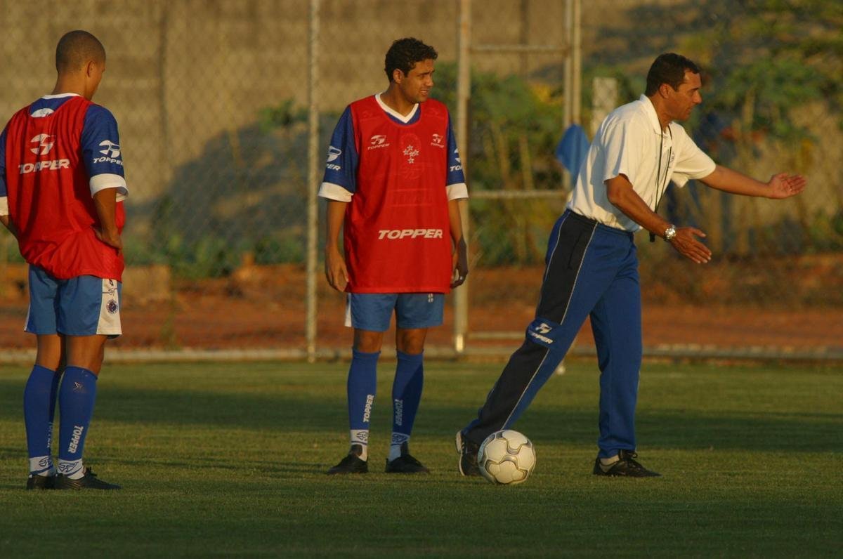 MAIO - Dia a dia de treinos do Cruzeiro na temporada que culminou com a Trplice Coroa
