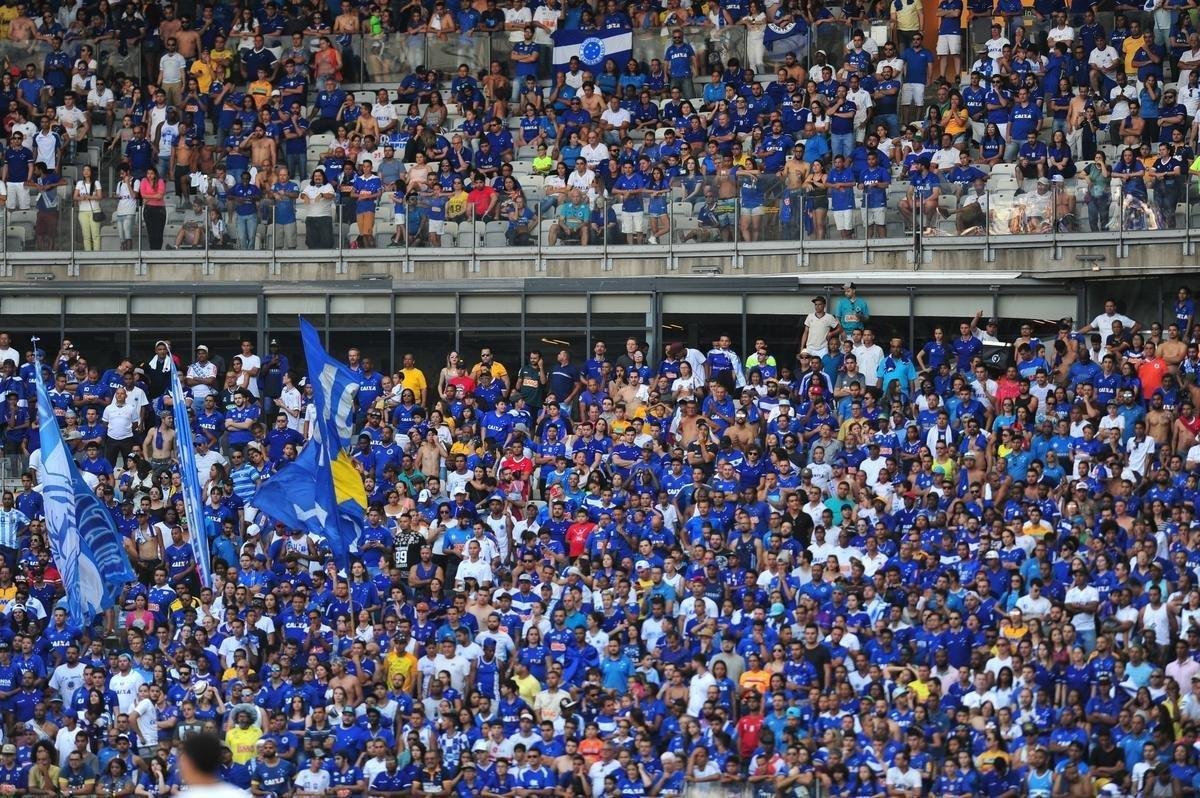 Rafinha, para o Cruzeiro, e Clayson, para o Corinthians, marcaram os gols da partida