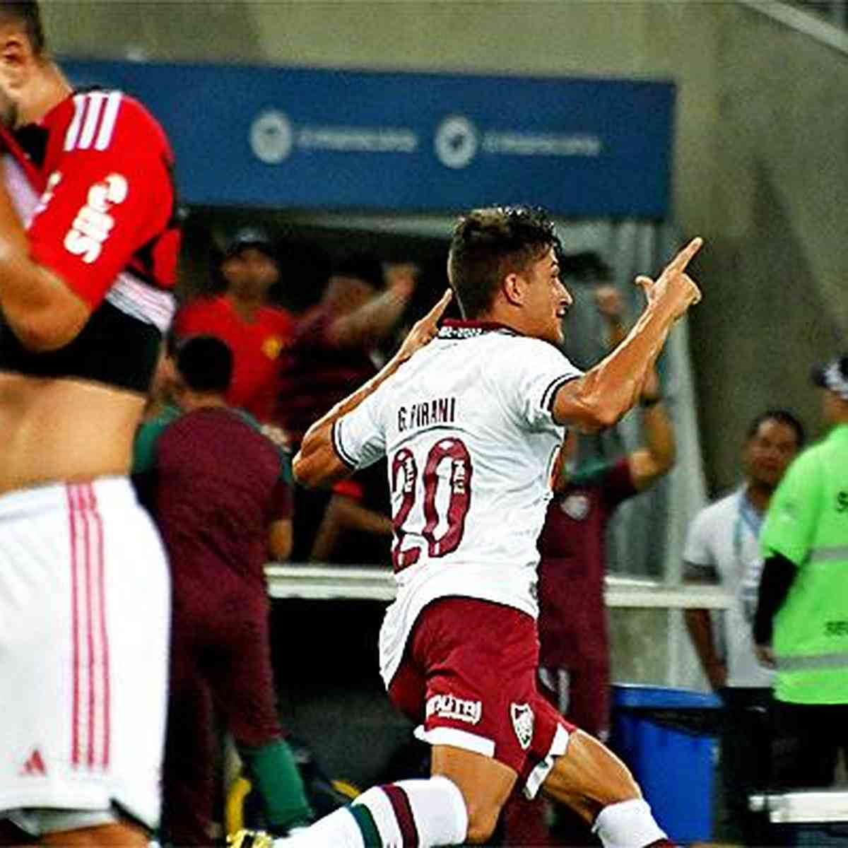 Fluminense goleia o Bangu em Brasília e vai 'secar' Flamengo pela Taça  Guanabara