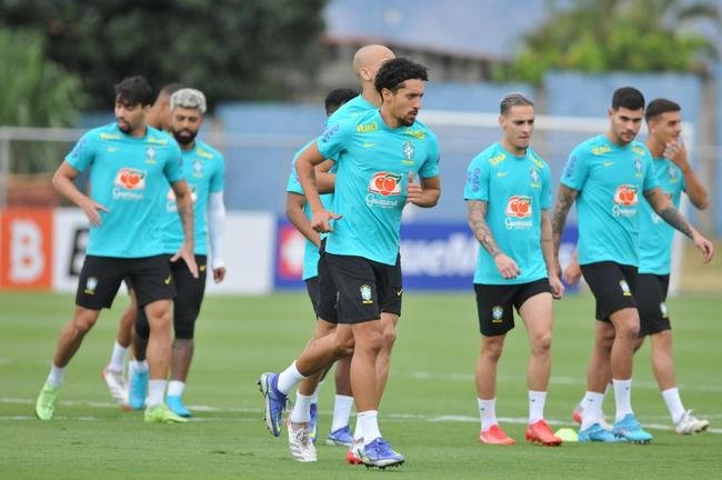 Sele��o Brasileira realizou treinamento na tarde deste s�bado (29/1) na Toca da Raposa II