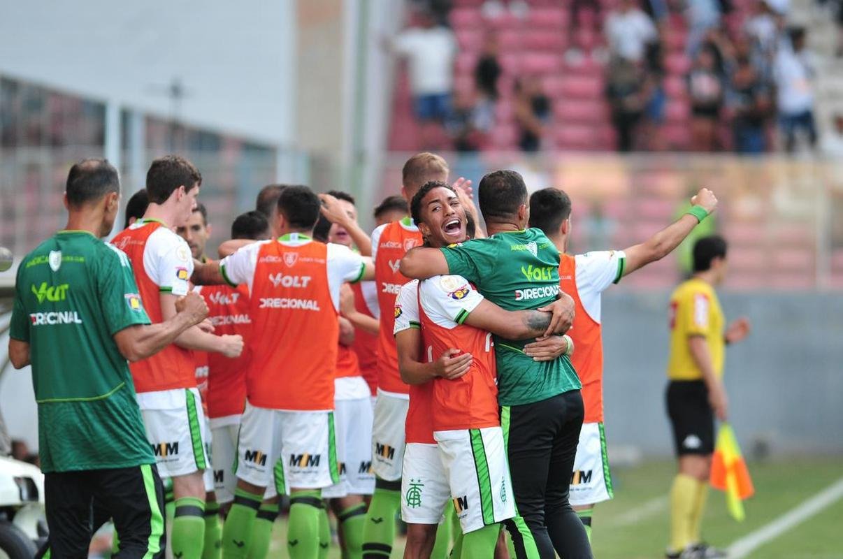 Fotos da partida entre Atltico e Amrica, no Independncia, pela quinta rodada do Campeonato Brasileiro