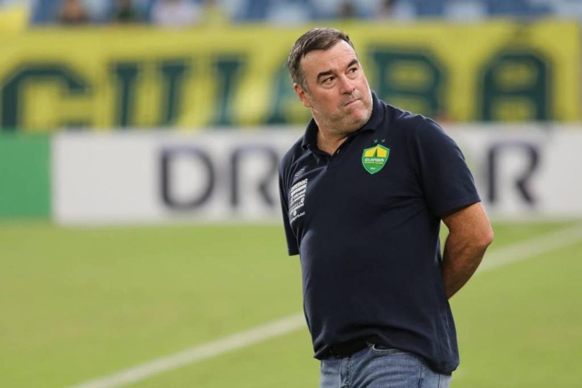 Pintado foi demitido do Cuiab aps eliminao para o Atltico-GO na terceira fase da Copa do Brasil. Em seu lugar, assumiu interinamente o auxiliar Luiz Fernando Iubel