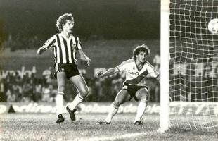 O ltimo confronto entre Atltico e River Plate aconteceu no Torneio de 20 anos do Mineiro. O Galo foi eliminado pelos argentinos nos pnaltis, aps empate por 1 a 1 no tempo normal. 