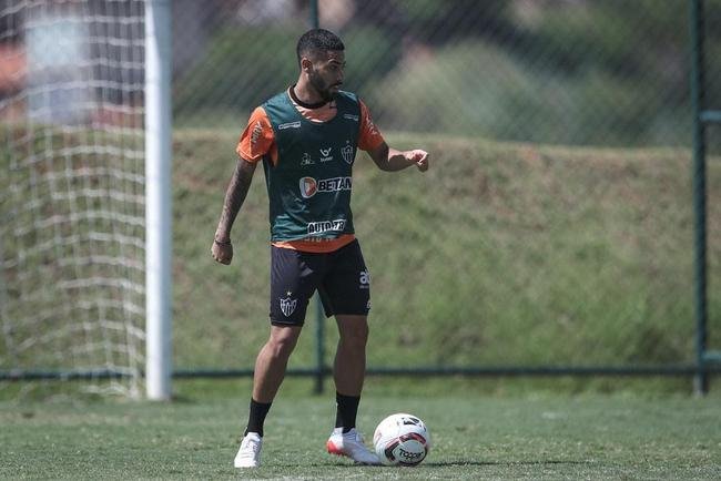 Comemorao pelo aniversrio do Galo e treino
