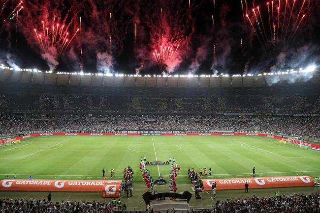 O Atltico levou ao estdio 1.022.162, uma mdia de 31.942 torcedores por partida como mandante. O nmero aumenta para 1.075.734 caso a final do Campeonato Mineiro, contra o Cruzeiro, que teve torcida dividida e mando de campo neutro, for contabilizada.