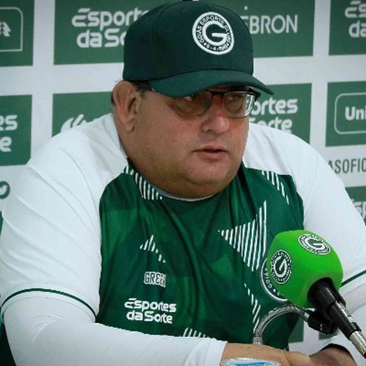 Zagueiro do Ceará admite falha contra Sport e espera melhora com Guto  Ferreira - Rádio Itatiaia